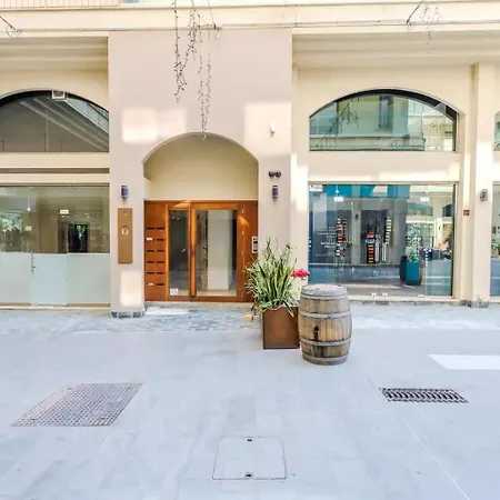 Luxury 2br 1 Min To * Larnaca